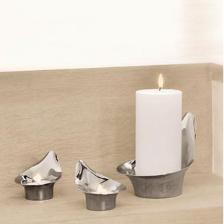 Lilia Candleholder 
 详情缩略图