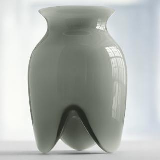 Lin Utzon Vase,smoke